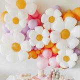 White Daisy Flower Balloons | 28 INCH